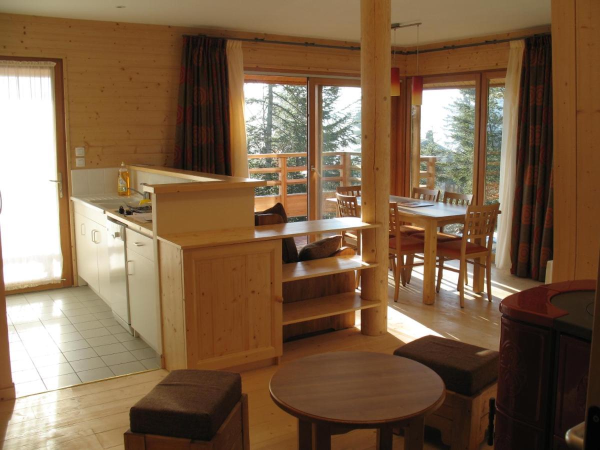Les Loges Du Jura 4 Etoiles Apartment Nanchez Luaran gambar