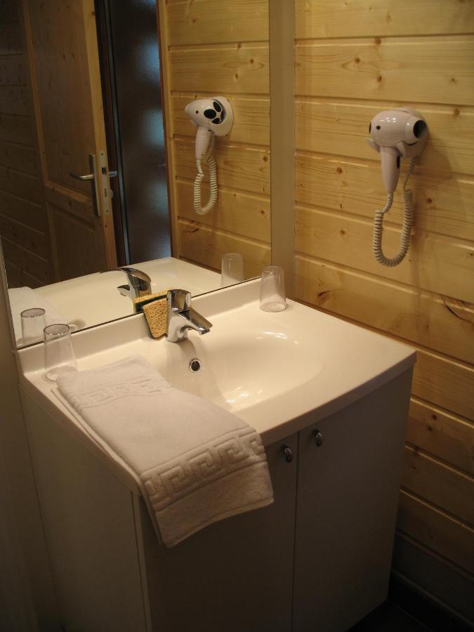 Les Loges Du Jura 4 Etoiles Apartment Nanchez Luaran gambar
